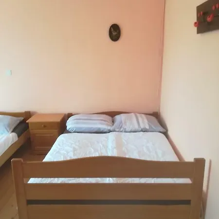 Sobe Flora Spodnje Gorje