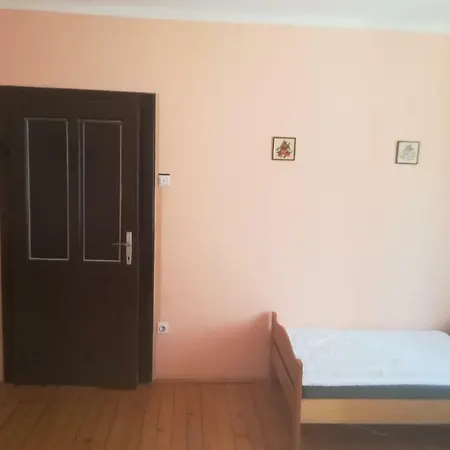 Bed & Breakfast Sobe Flora *